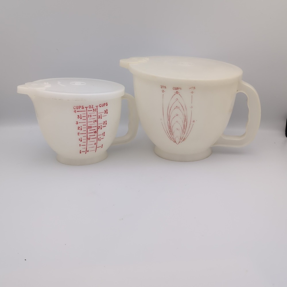 2 Vintage Tupperware Mix-N-Stor Measuring Pitcher Set White 8 Cup 4 C Lid Spout